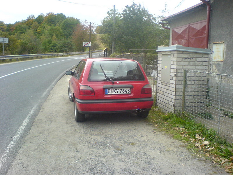 007 Originál Nárazník.JPG